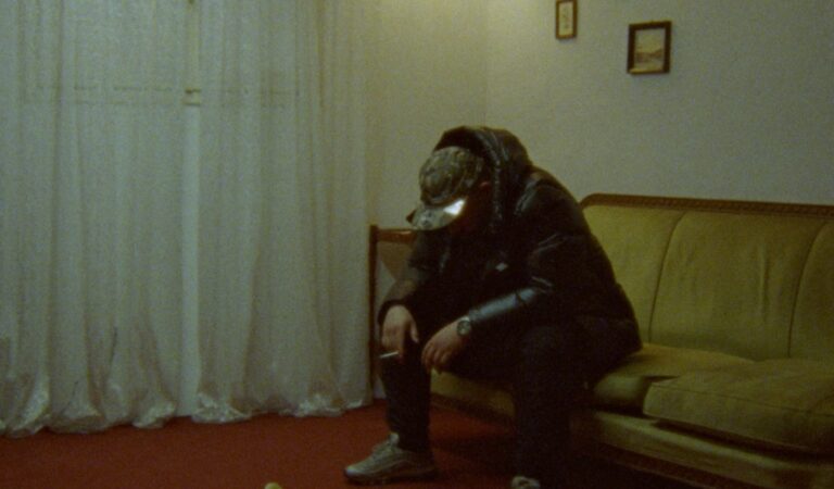 Ο Buzz κυκλοφόρησε νέο album με τίτλο «Λιοντάρια»